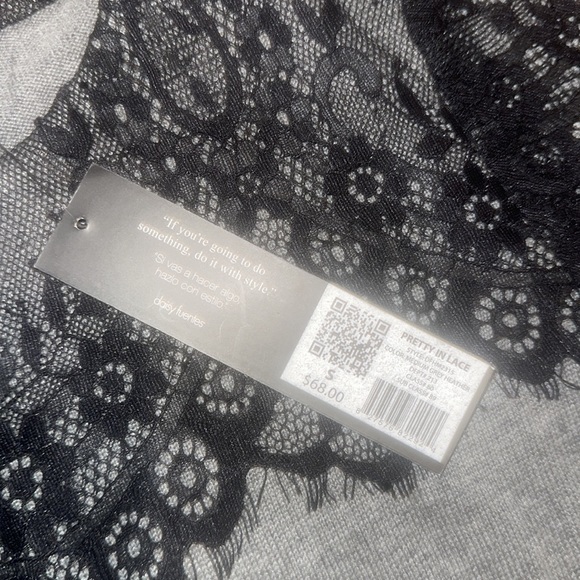 Daisy Fuentes sweater dress with lace - Picture 8 of 10